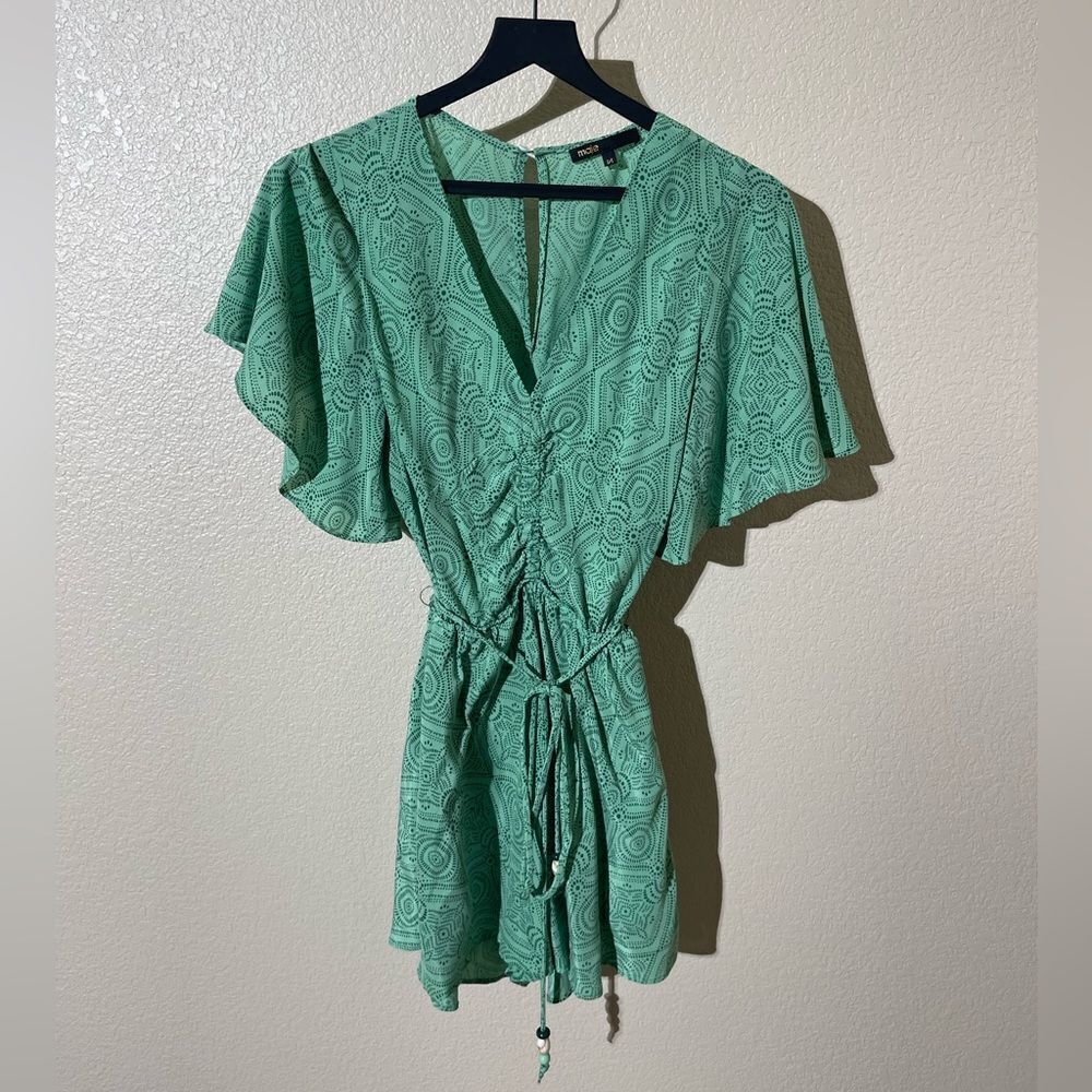 Sold - Picture 1 of 10
